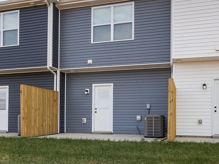 323 S Ridge Trl — Photo 39