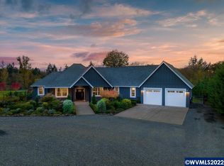10236 Matthieu Ln NE, Aurora, OR 97002