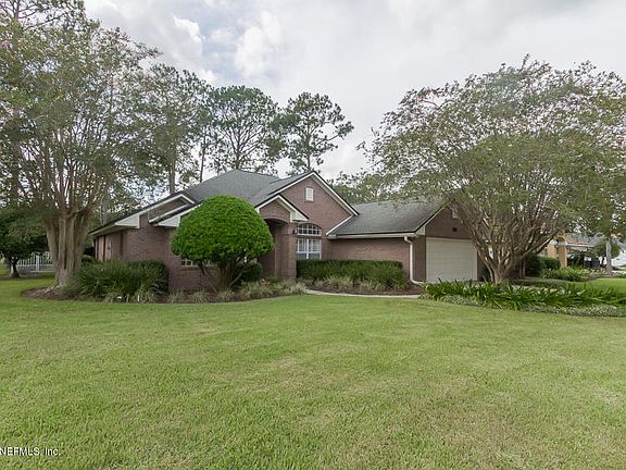3rd image of 4042 Alesbury Dr
