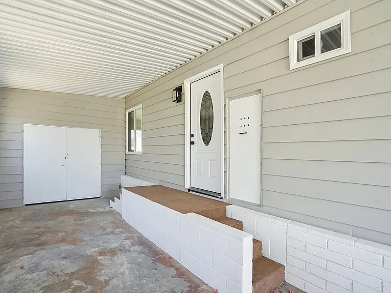 33423 Barcelona Dr — Photo 27