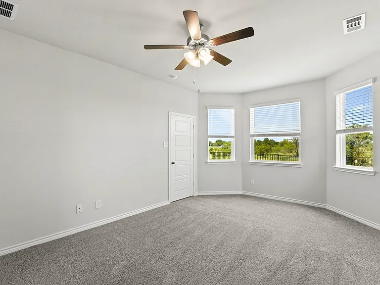 5028 Cervinae Rd — Photo 7