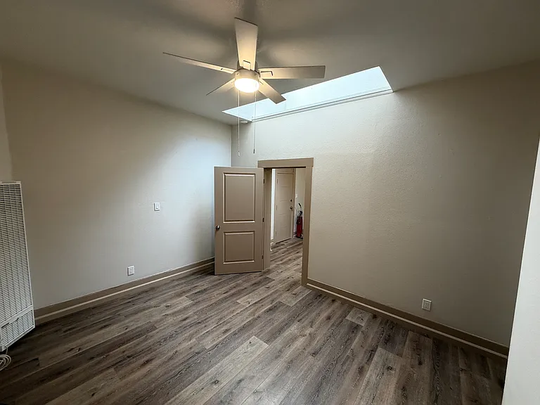 279 N 2nd Ave #2 — Photo 5