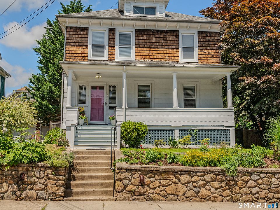 1st image of 117 Blydenburg Avenue