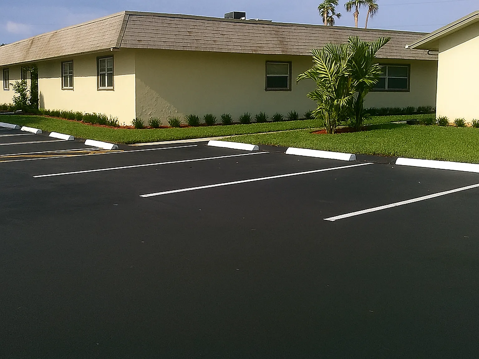 491 Banks Rd Margate, FL 33063 — Photo 2