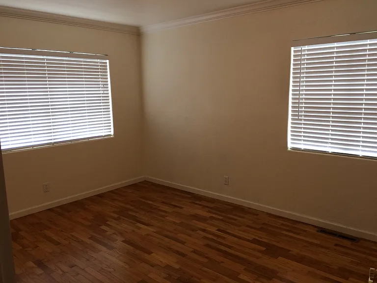 2157 Trapani Cir — Photo 3
