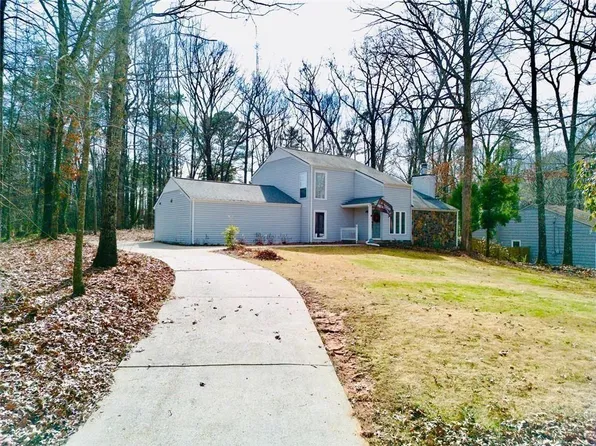 5419 S Lake Dr, Douglasville, GA 30135