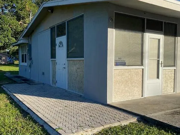 312 N 27th St, Fort Pierce, FL 34947