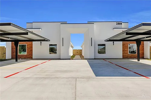 2905 Esteban St Photo 1