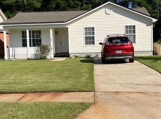 685 Rushing St, Richmond Hill, GA 31324