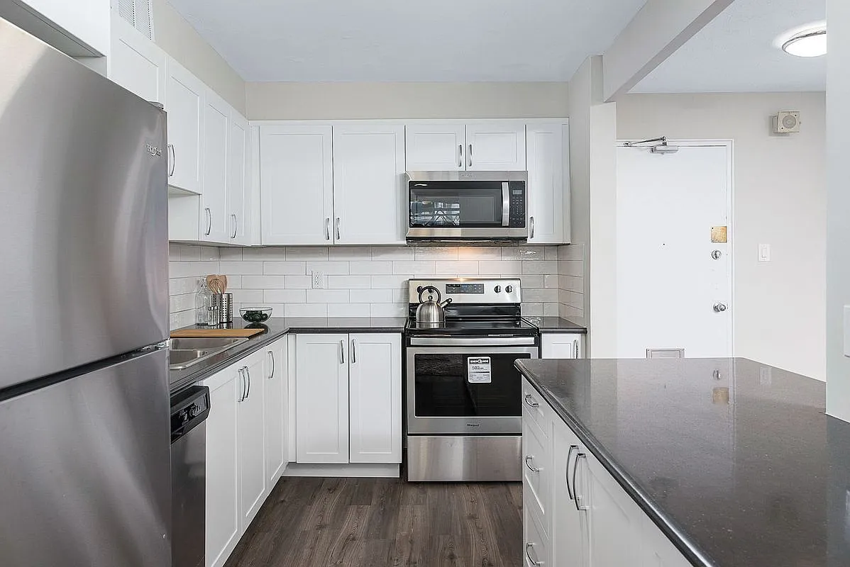 1360 Danforth Road — Photo 4