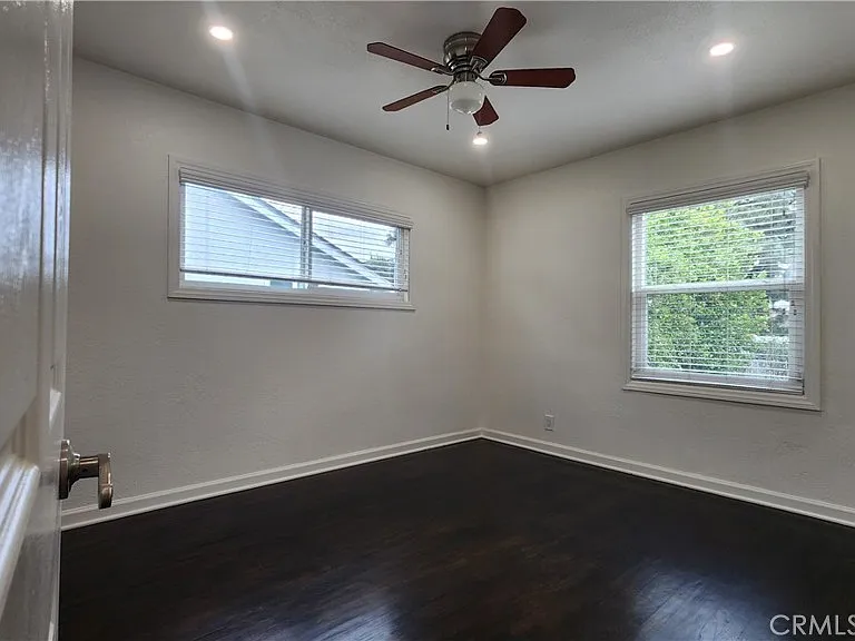 15709 Devonshire St — Photo 20