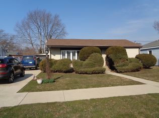 10948 Oak Ave, Chicago Ridge, IL 60415