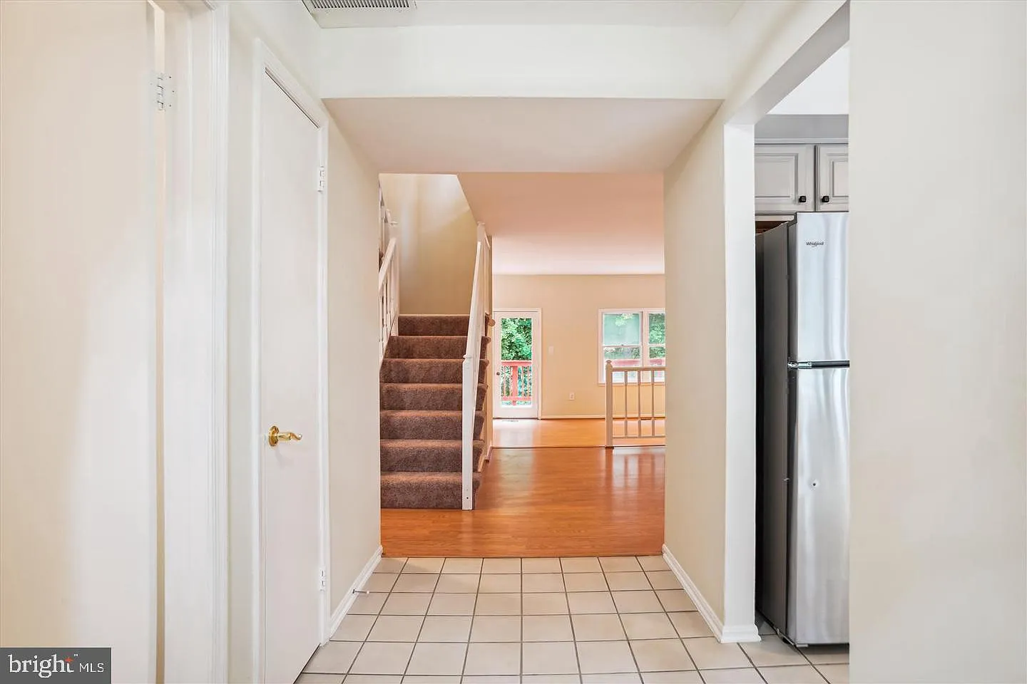 3 bed, 4.0 bath, 1890 sqft, $4,000 — Photo 2