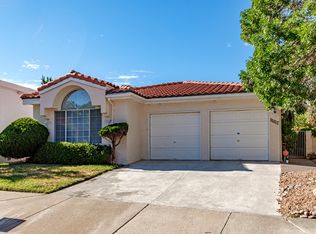 11812 Summertree Rd NE, Albuquerque, NM 87111
