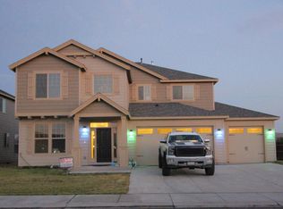 916 Millenium Ave, Moxee, WA 98936