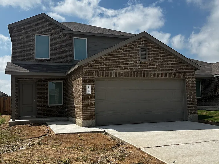 409 Moscato Rd — Photo 2