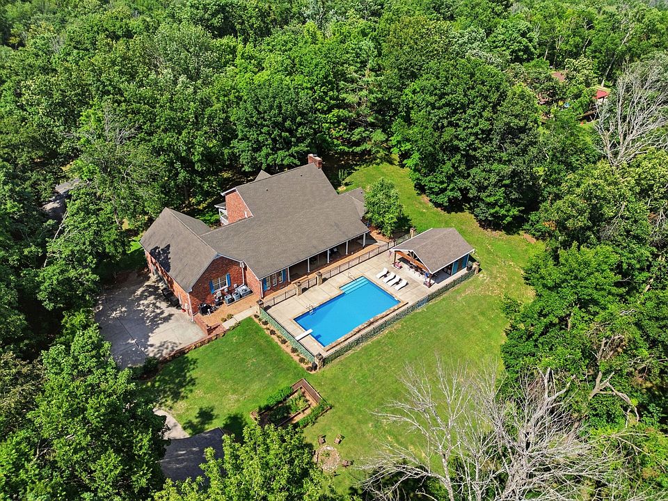 1st image of 1122 Longview Dr