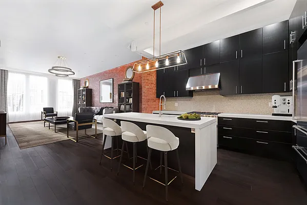 Rented by Compass | media 25