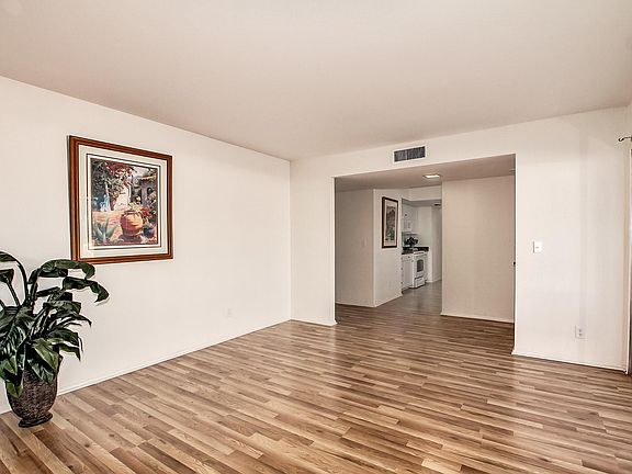 4th image of 1604 E LEISURE WORLD --