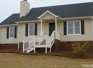 101 Fieldview Ct, Angier, NC 27501