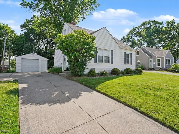 1711 Thornapple Ave, Akron, OH 44301
