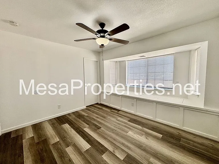 15717 Bear Valley Rd — Photo 14