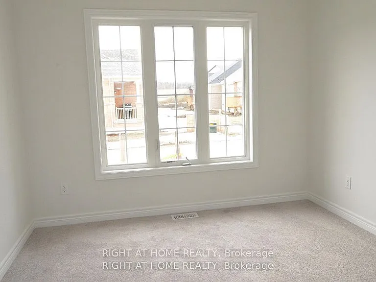 65 Jazzberry Rd #2 — Photo 14