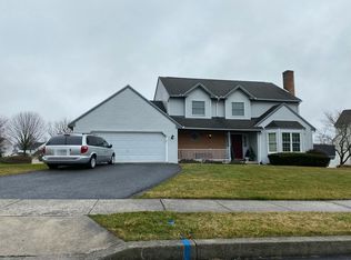 510 Ridgeview Dr, Dillsburg, PA 17019