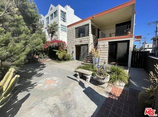 14 Voyage St APT 2, Marina Del Rey, CA 90292