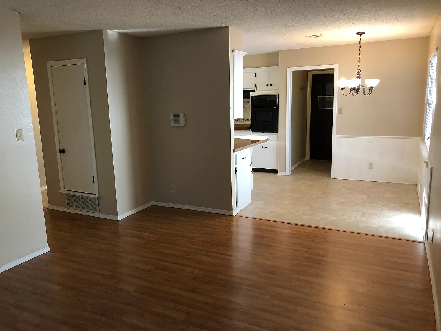 4 bed, 1194 sqft, $1,300 — Photo 4