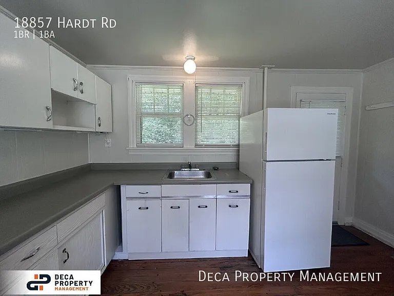 18857 Hardt Rd — Photo 5