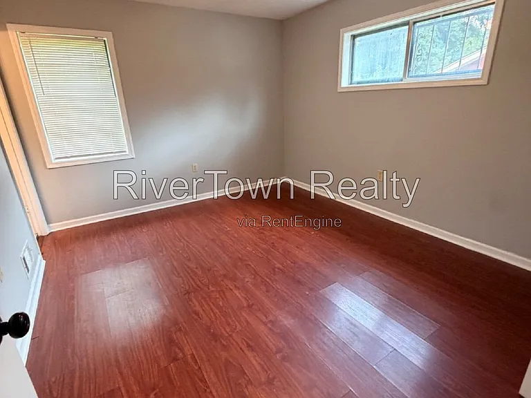 4280 Mikewood Dr — Photo 11