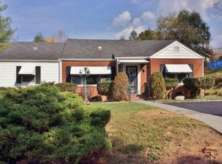 317 School St, Erwin, TN 37650