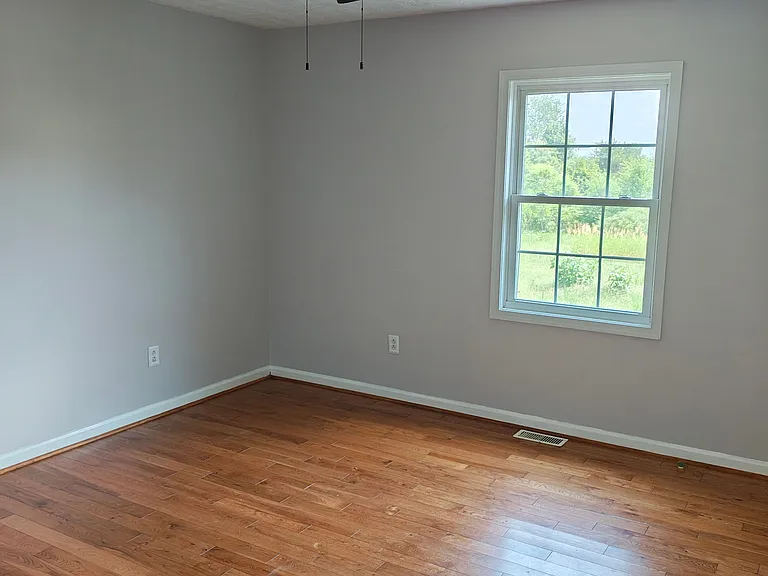 2913 Jennings Town Rd — Photo 9