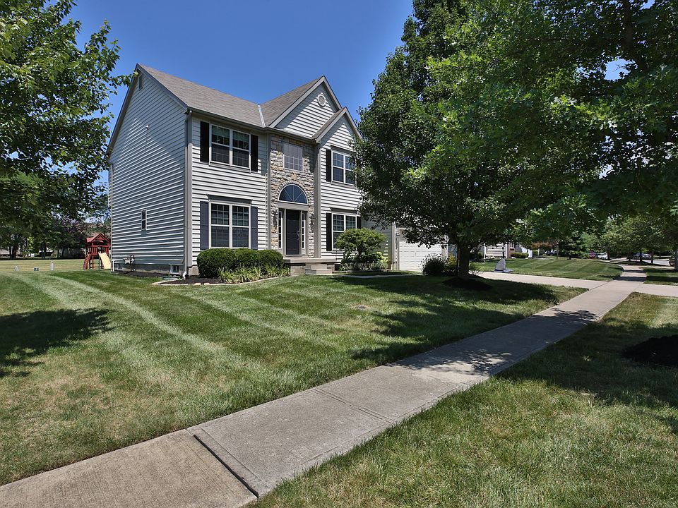 1st image of 7952 Glenmore Dr