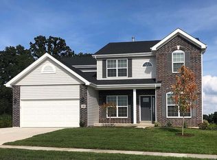 866 Summit Bluff Ct, Fenton, MO 63026