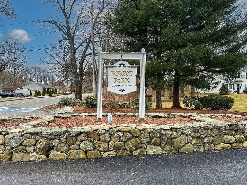1st image of 1202 Forest Park Dr