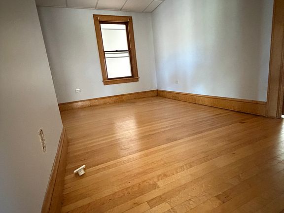 5th image of 93 Weaver St #A