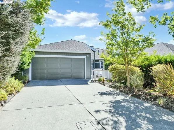 316 Primrose Dr, Pleasant Hill, CA 94523