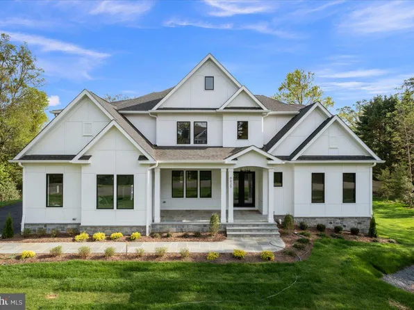 6625 Beacon Ln, Falls Church, VA 22043