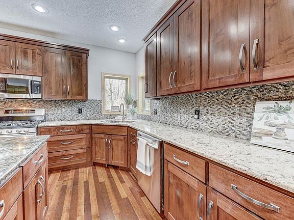 4th image of 6488 County Road 6 SE