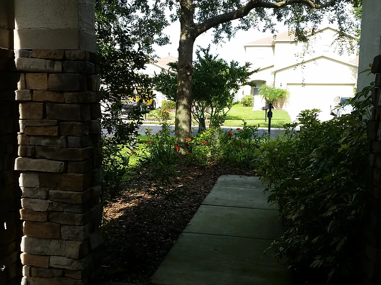 2405 Silvermoss Dr — Photo 3