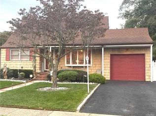 1147 Logan Rd, Wantagh, NY 11793