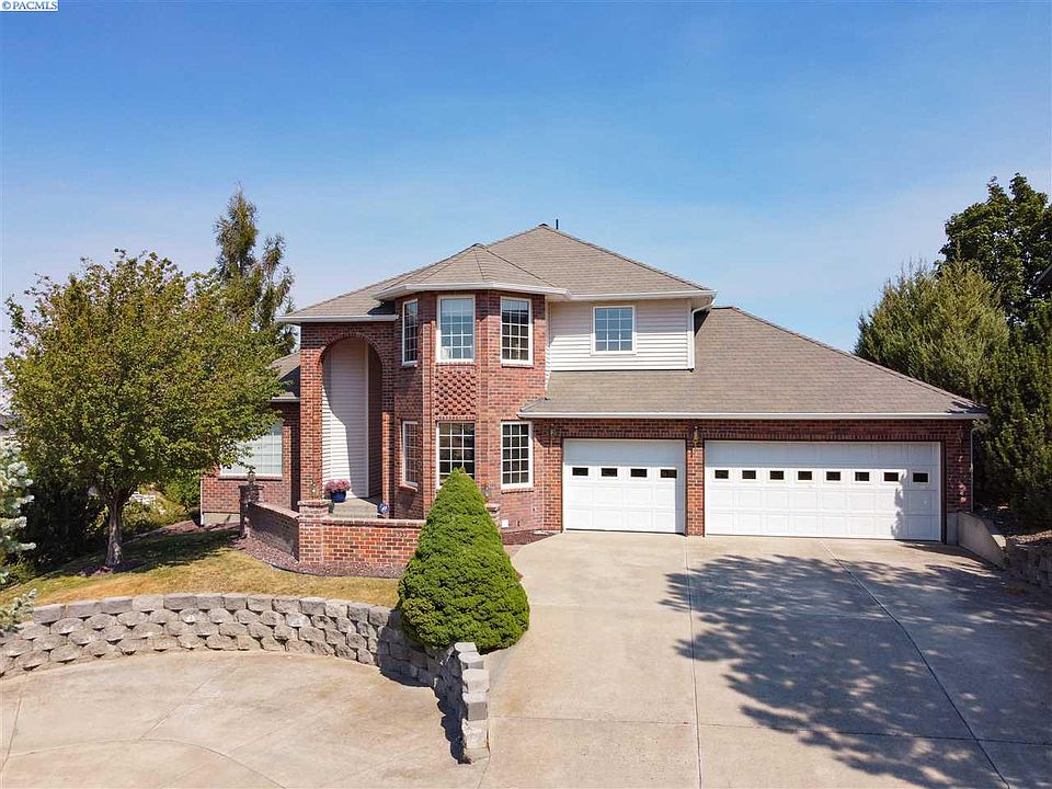 1st image of 1535 SW Wadleigh Dr