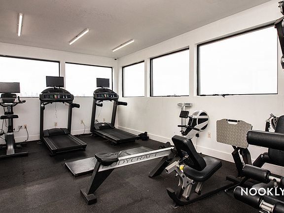 5th image of 588 Myrtle Ave #101C