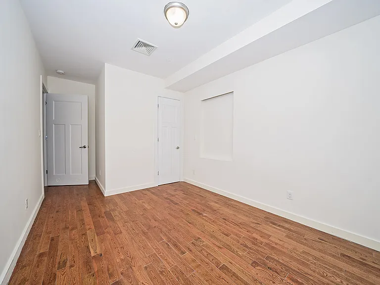 50 Jefferson St #1B — Photo 6