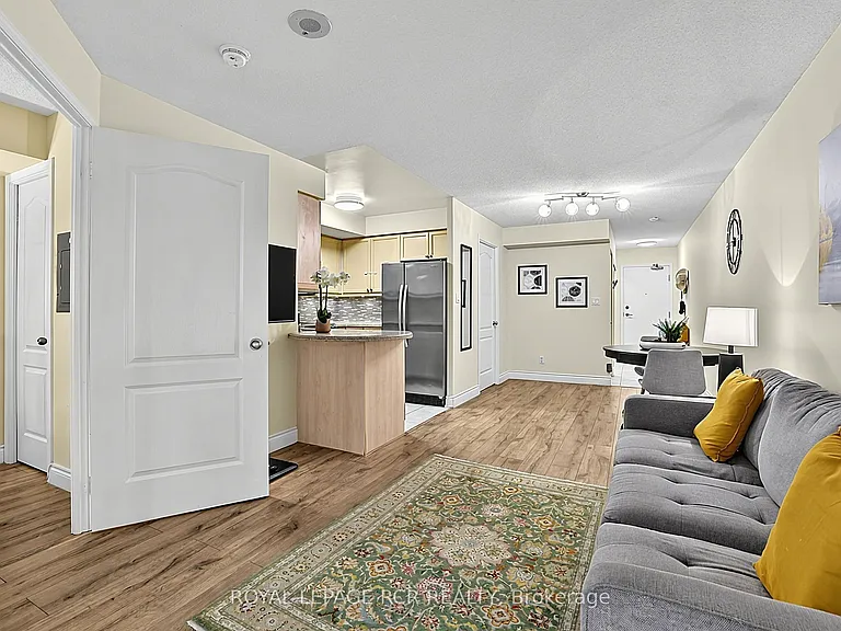 1 Rean Dr #113 — Photo 11