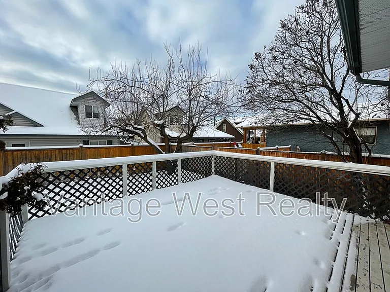 1230B Ethel St — Photo 15