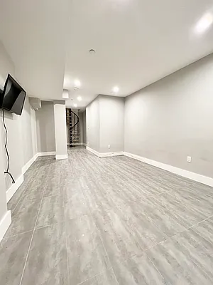 Rented by Bedford And Dean LLC | media 14