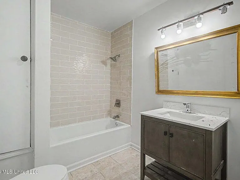9424 Daisy Vestry Rd #2 — Photo 3